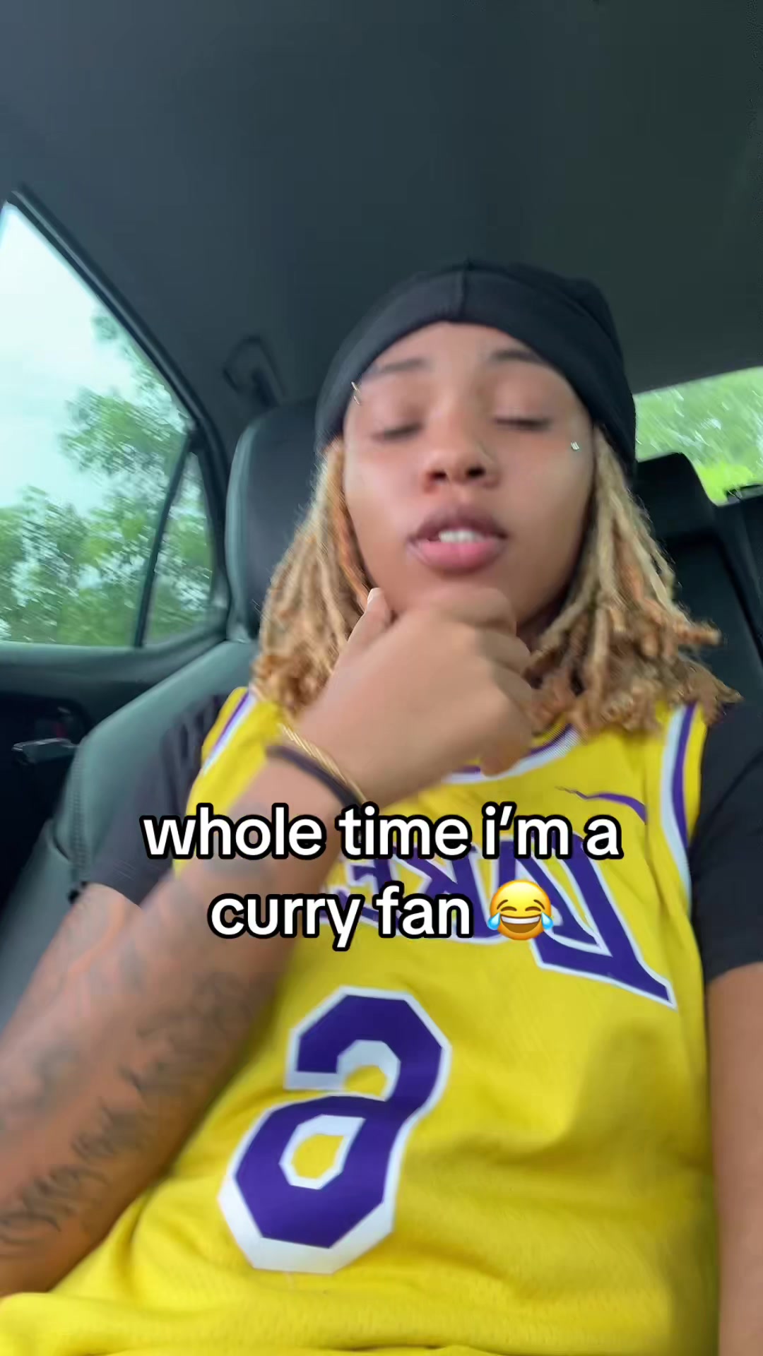 @ᴚ