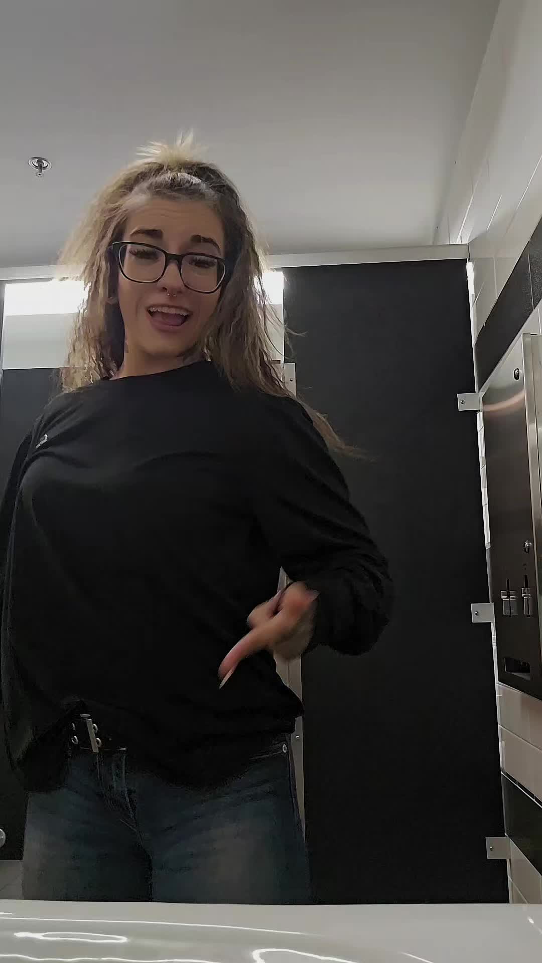 @Smurfymerfy