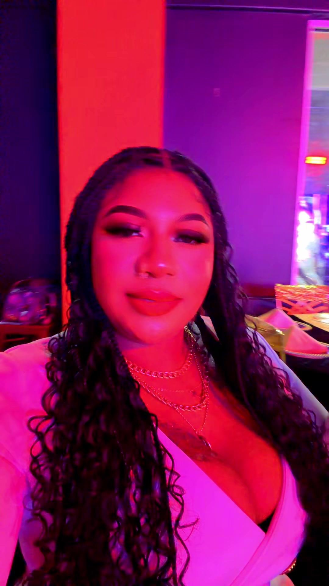 @LolaTokfinds
