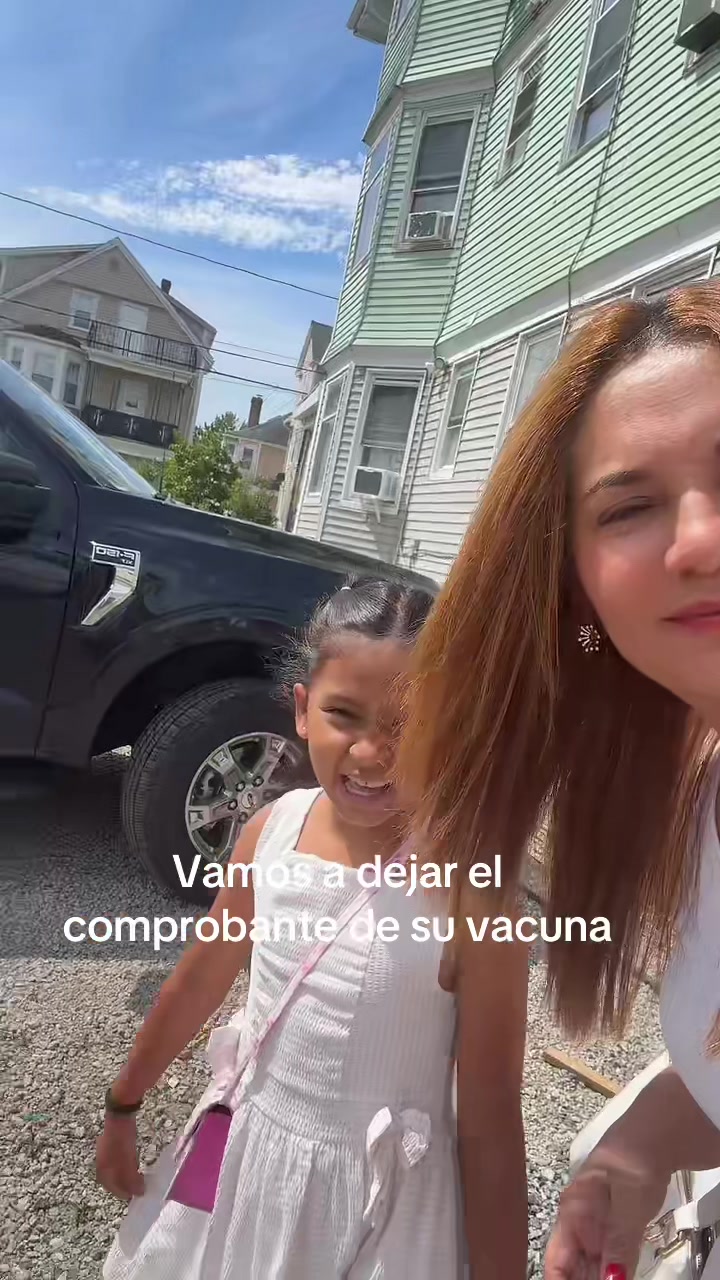 @Claudia López