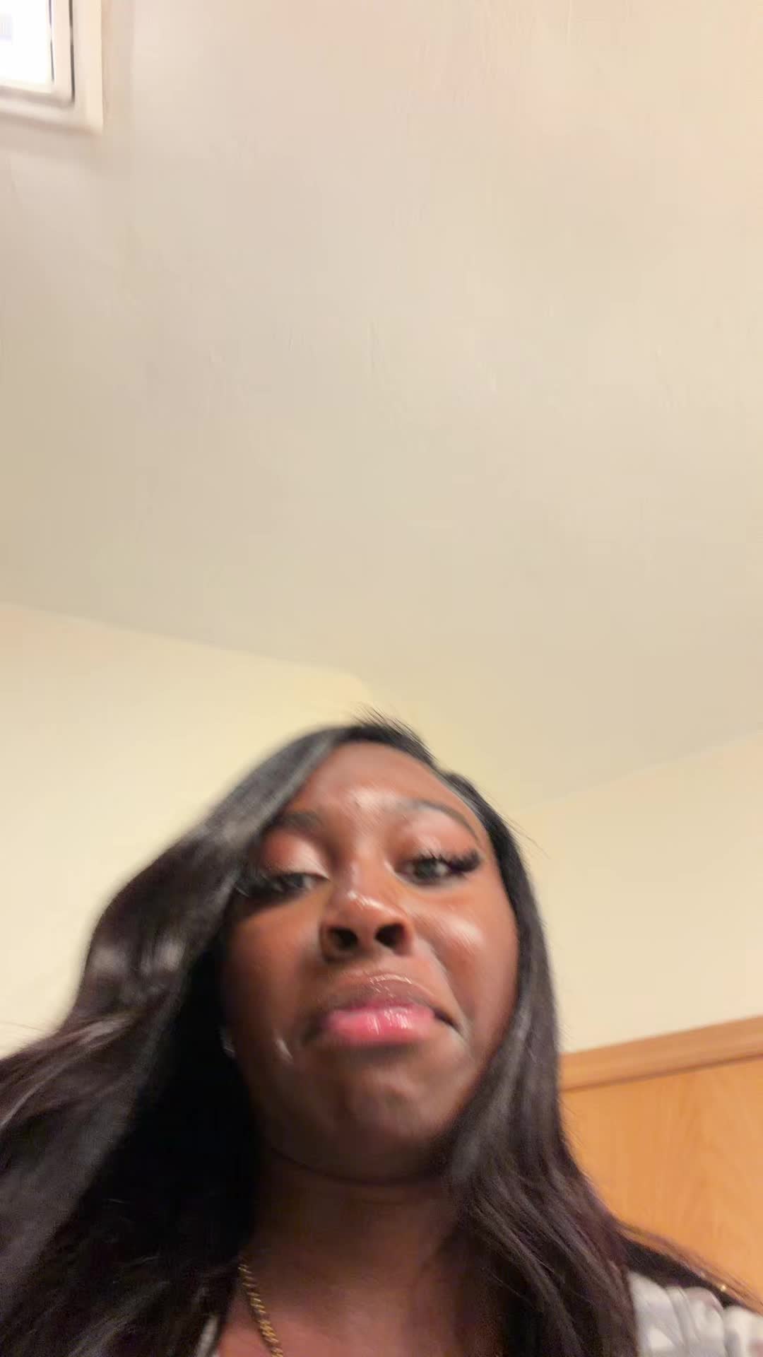@liahbanksssmain