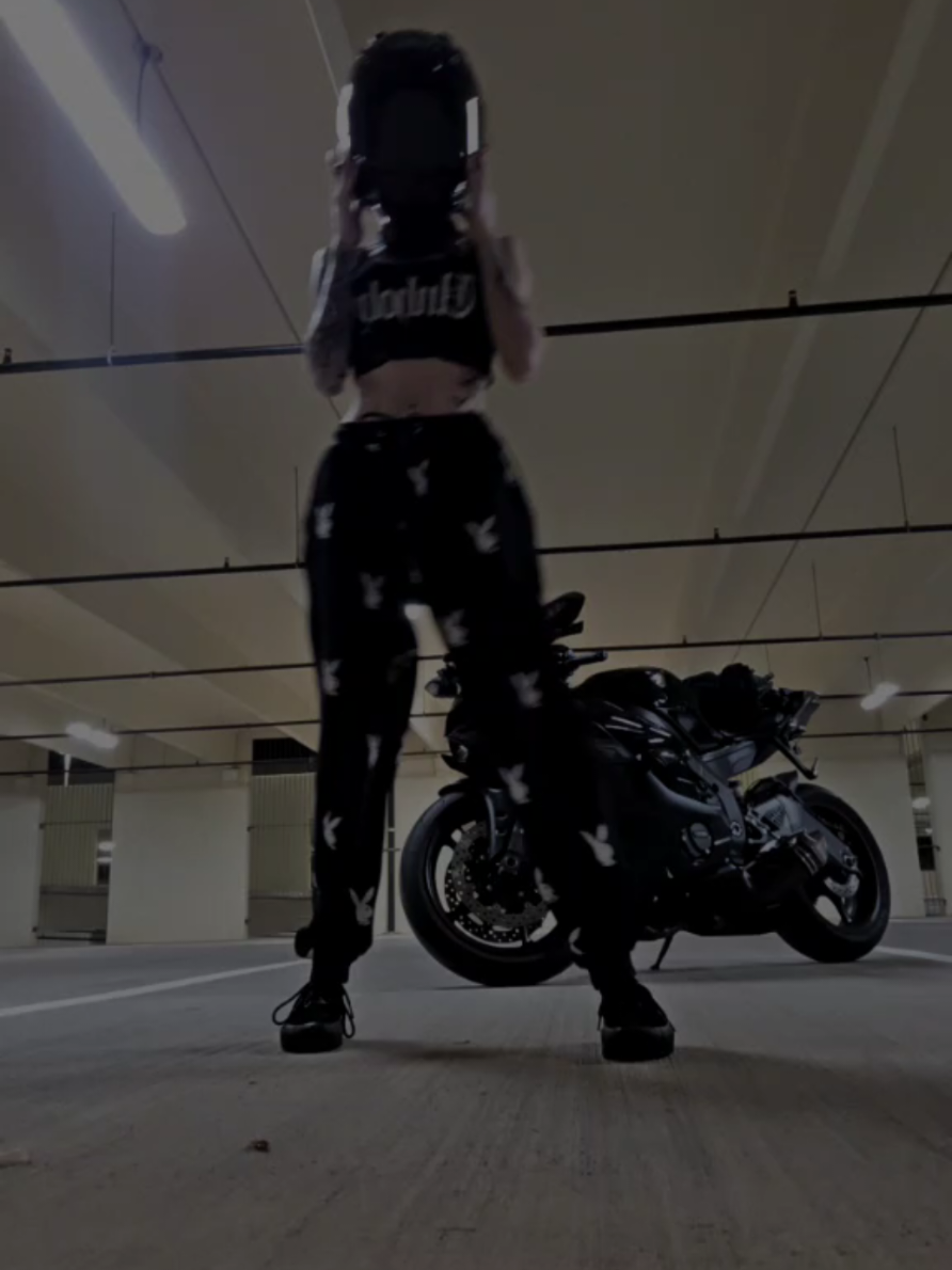 @Sabrina Катя 🏍️ Biker