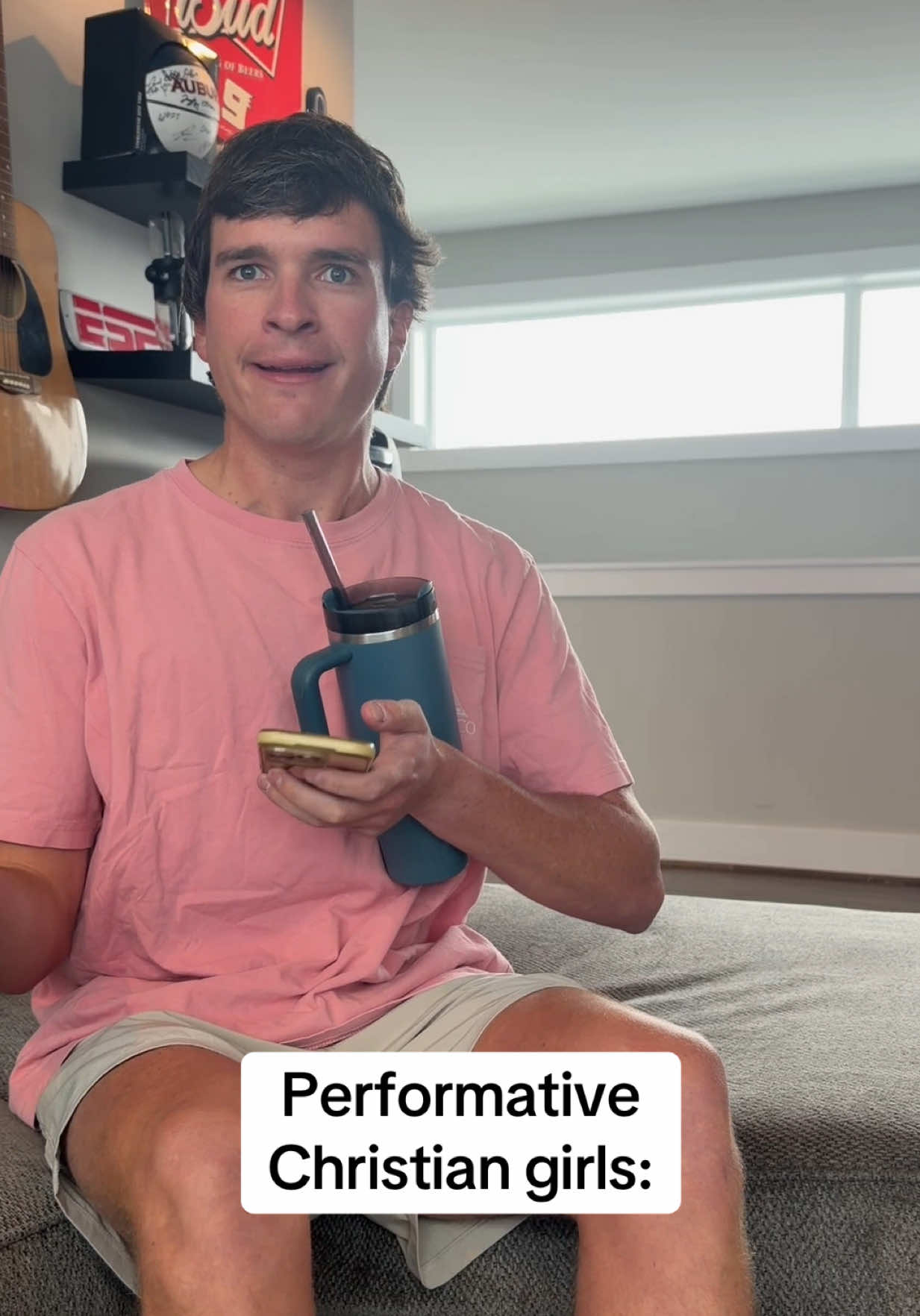 @elliott_hayes