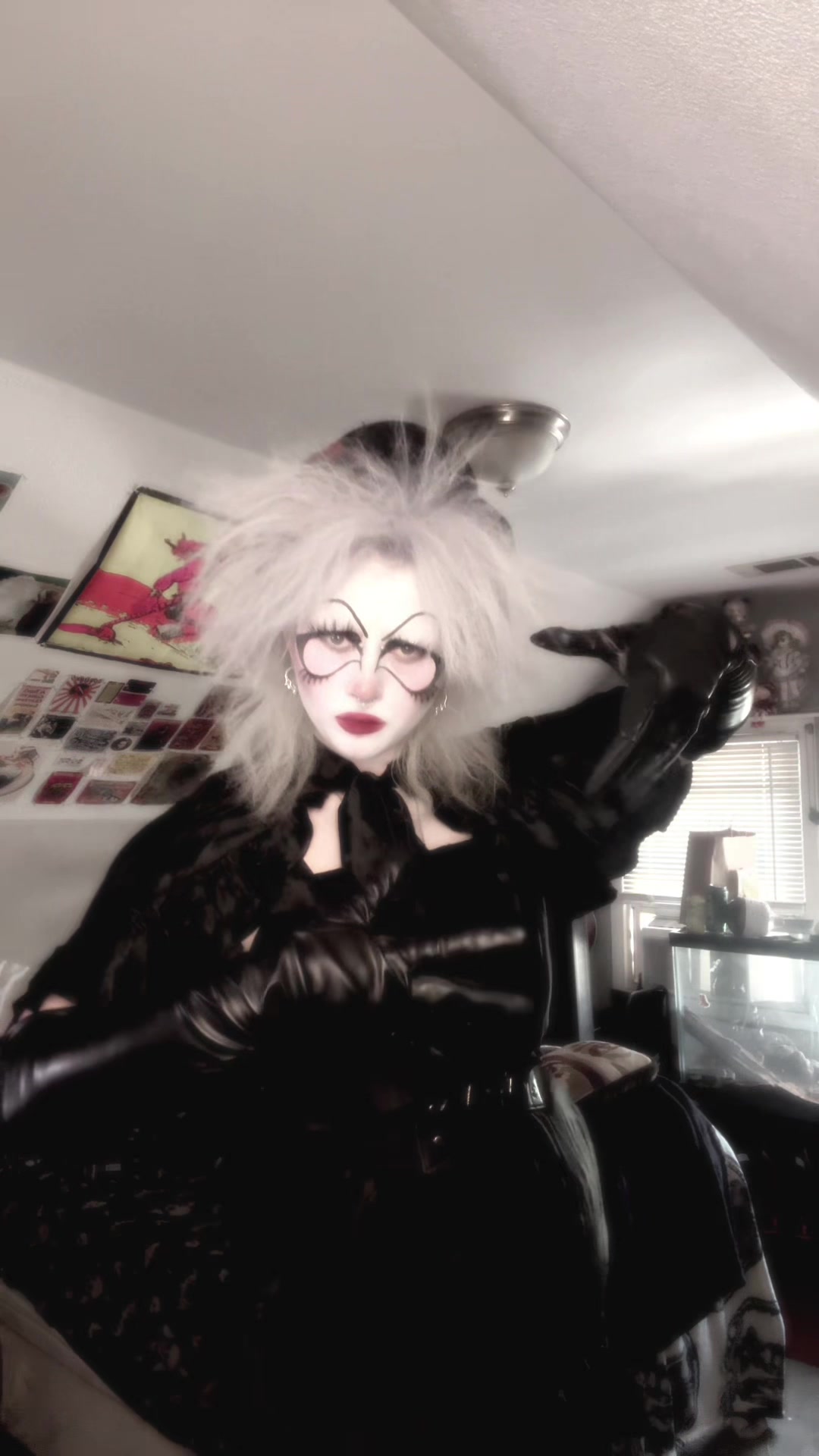 @dollygoth666