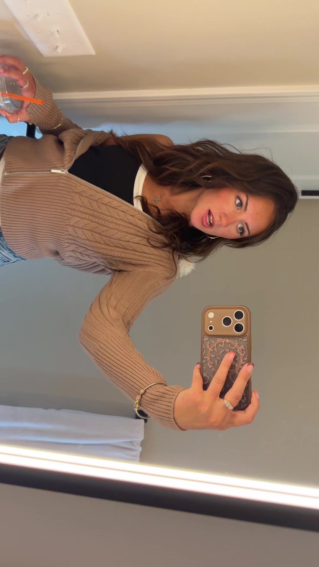 @Bella p