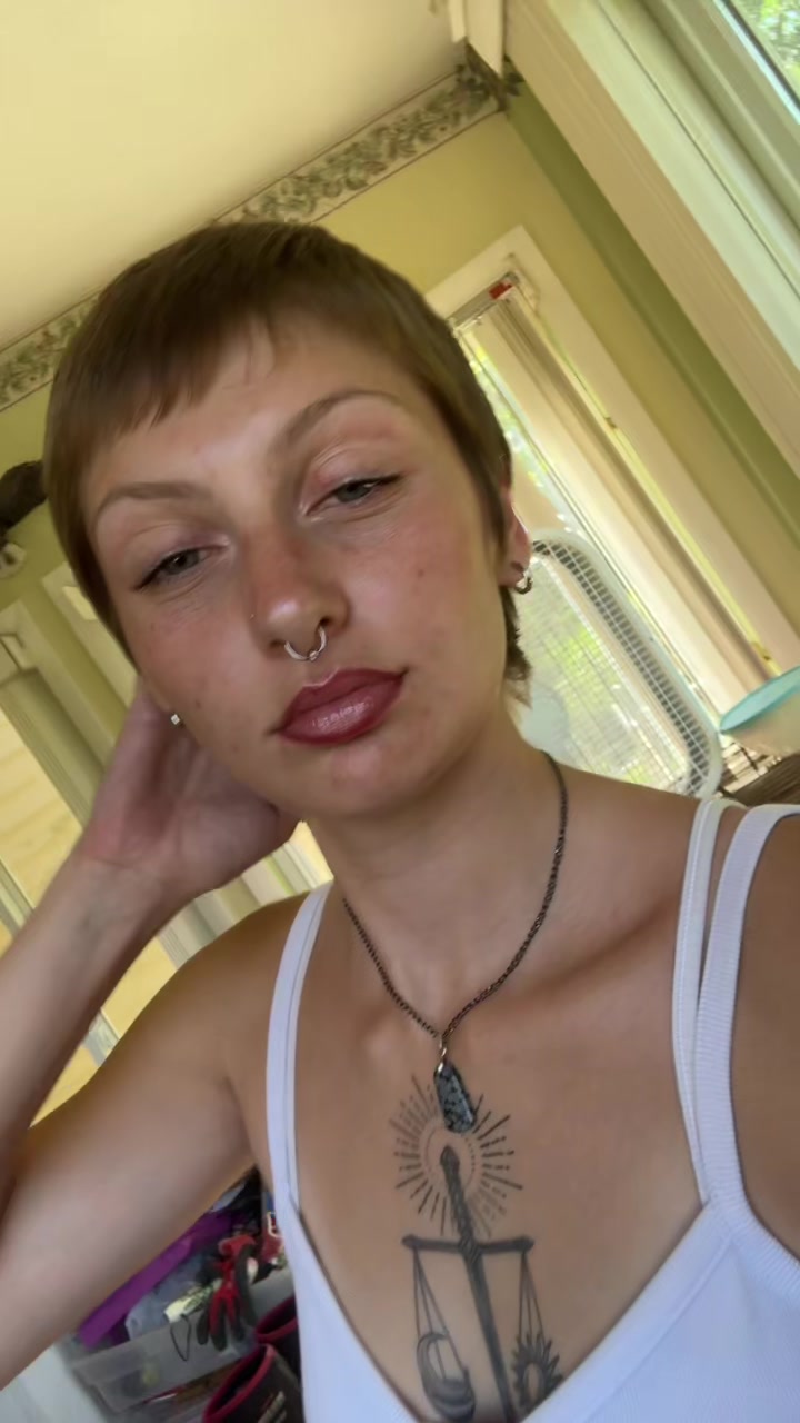 @𝑪𝒍𝒂𝒊𝒓𝒆