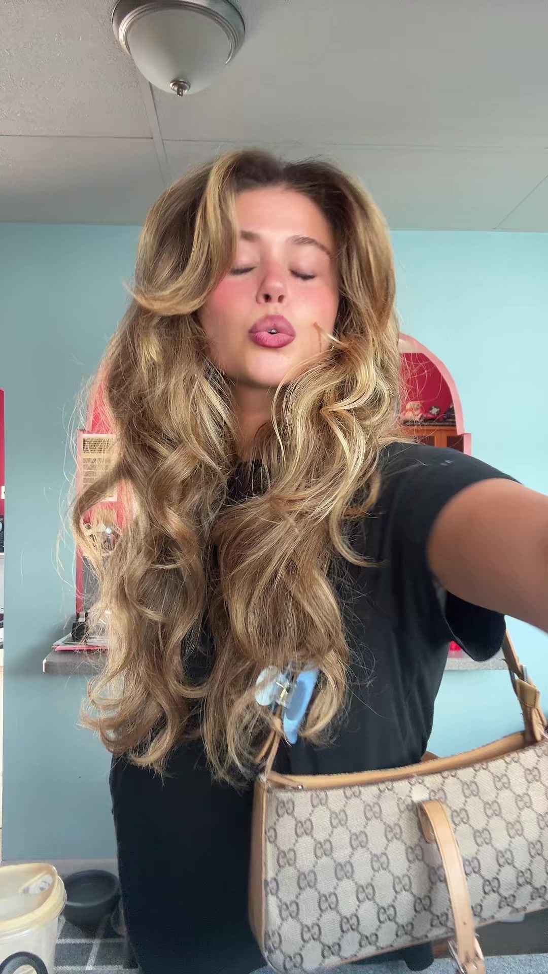 @blondeuser334