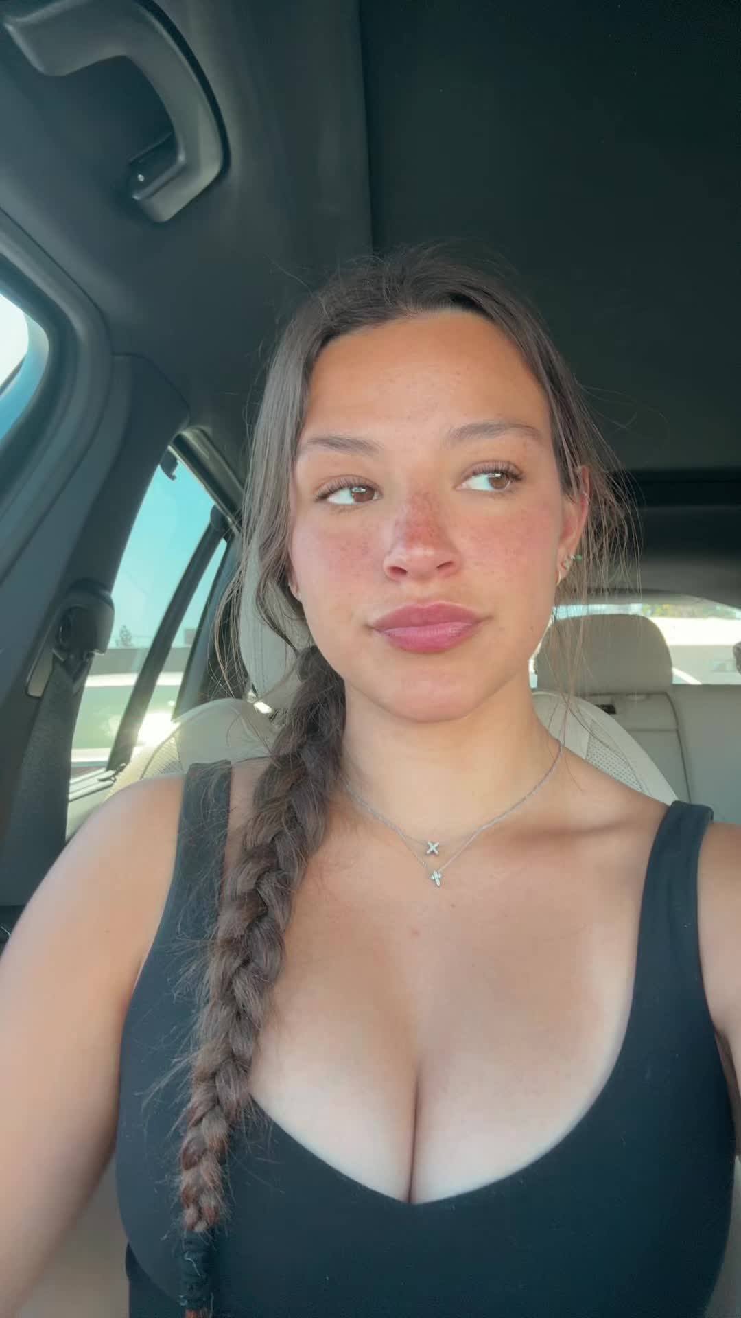 @X <3