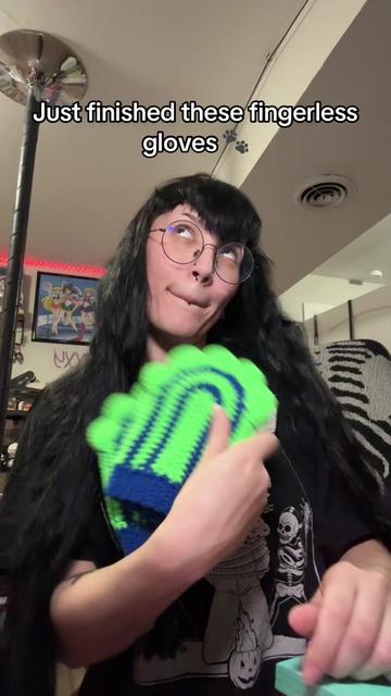@foxxy