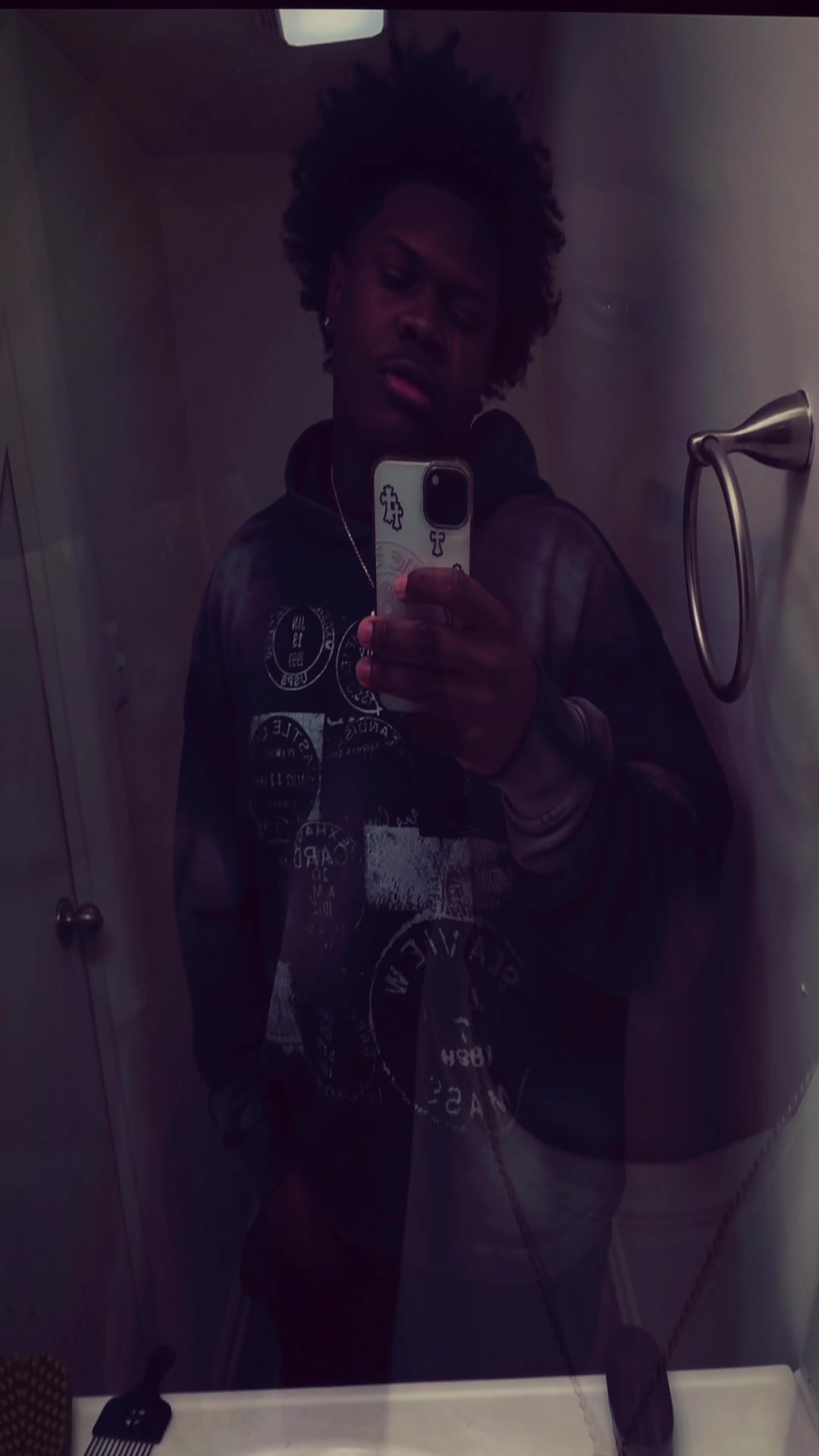 @0T7tezz