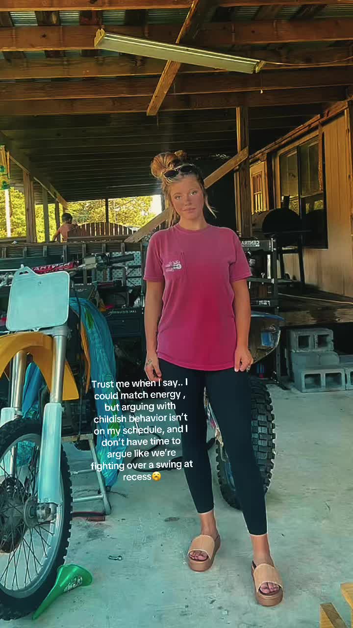@Macie ✨🧡🌻