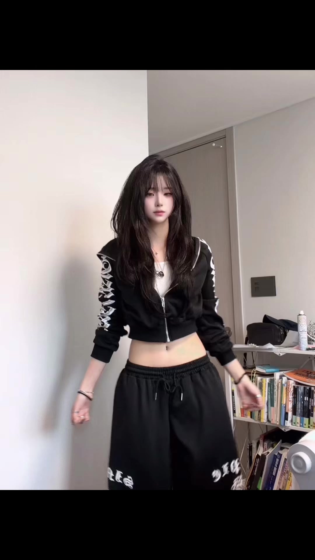 @初 戀 (초련)
