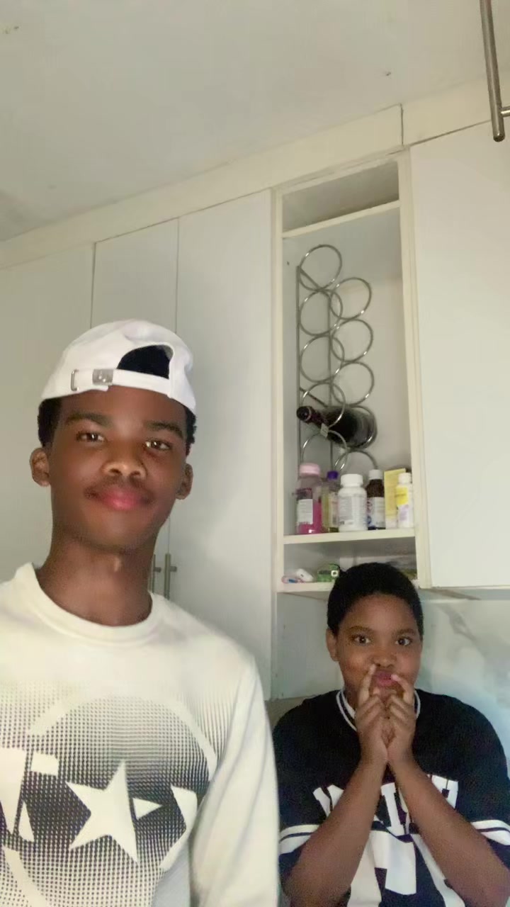 @Ghostff