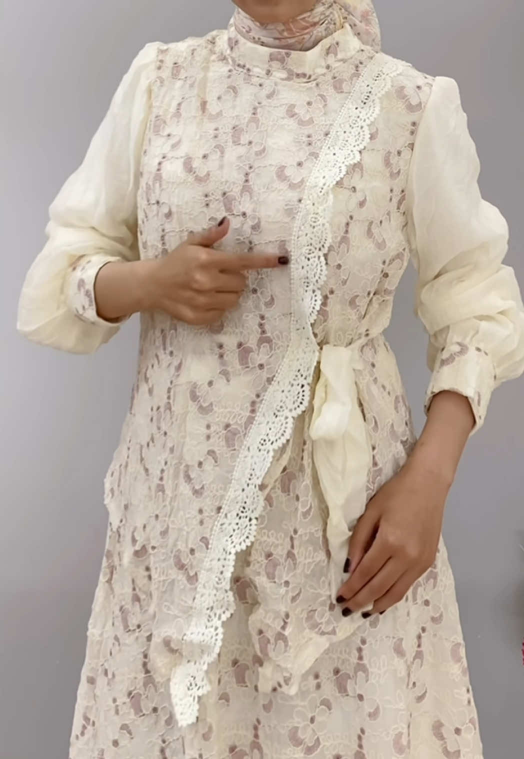@ELENA KERTEK