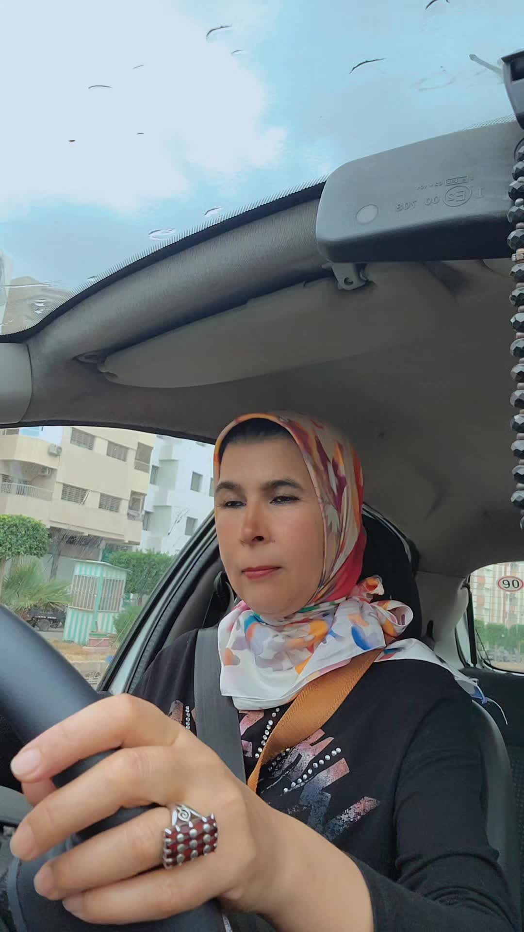 @رشيدة الأرملة المكافحة