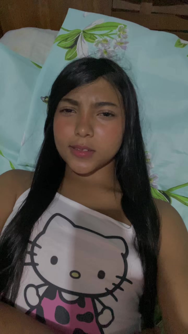 @Valentina🍒🫠