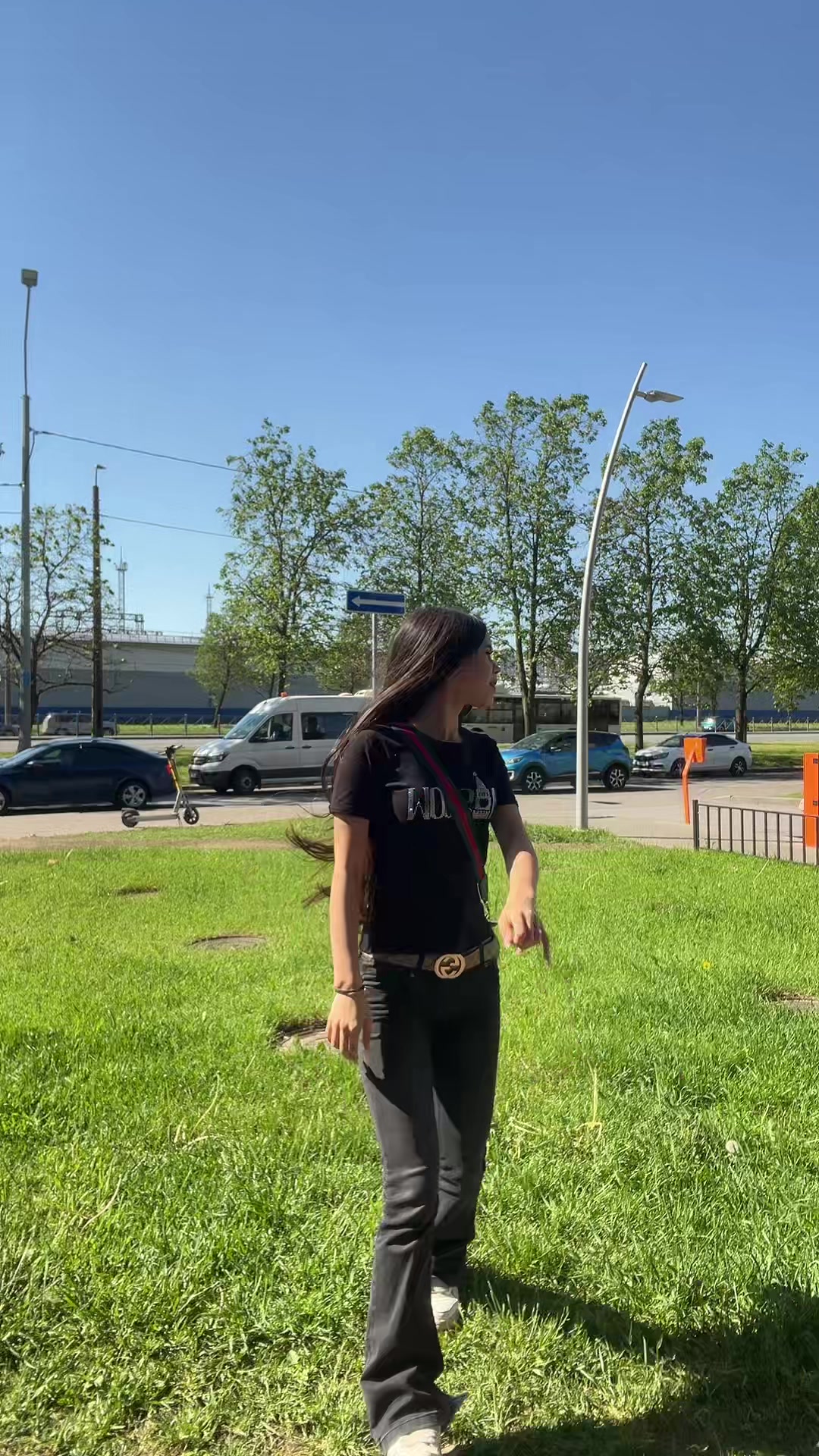 @LVVV
