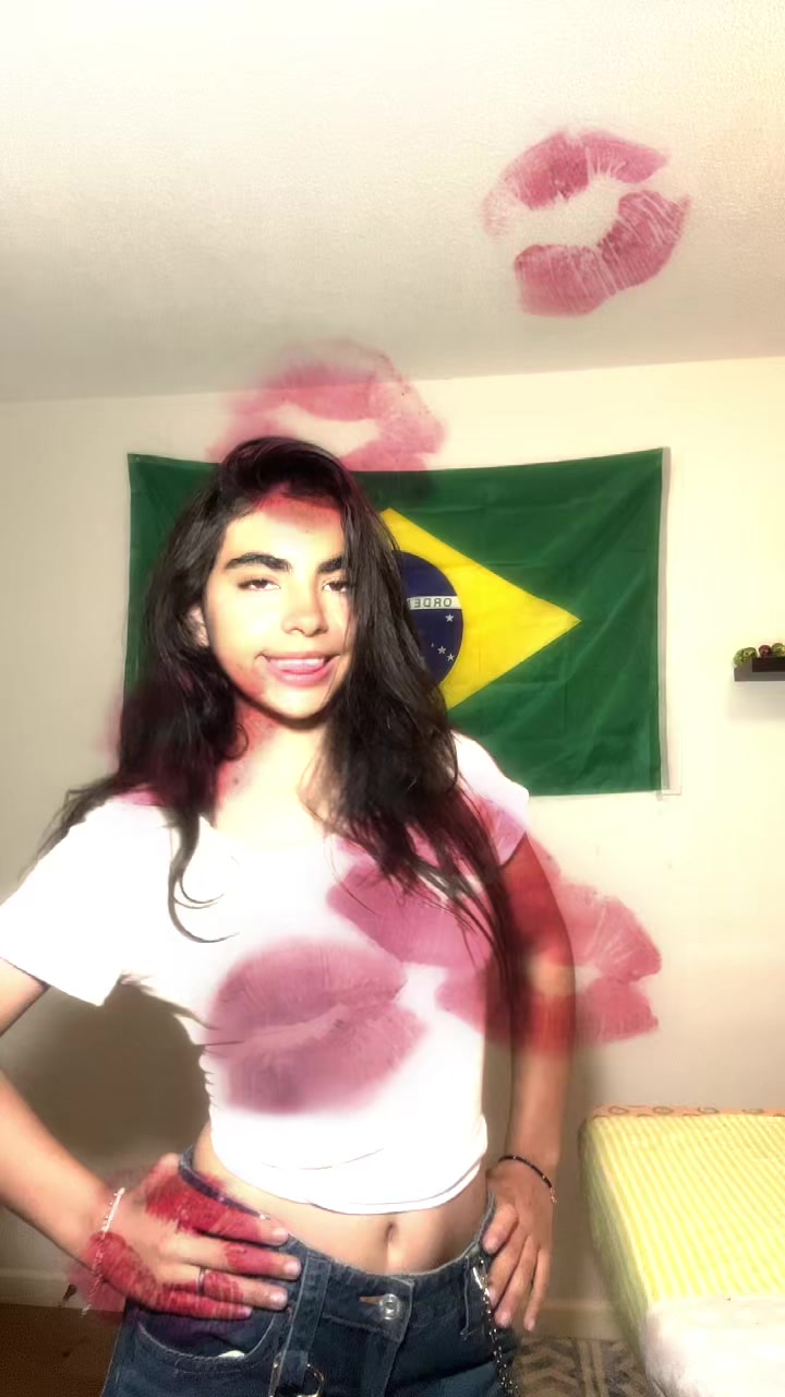 @Adrina🎀