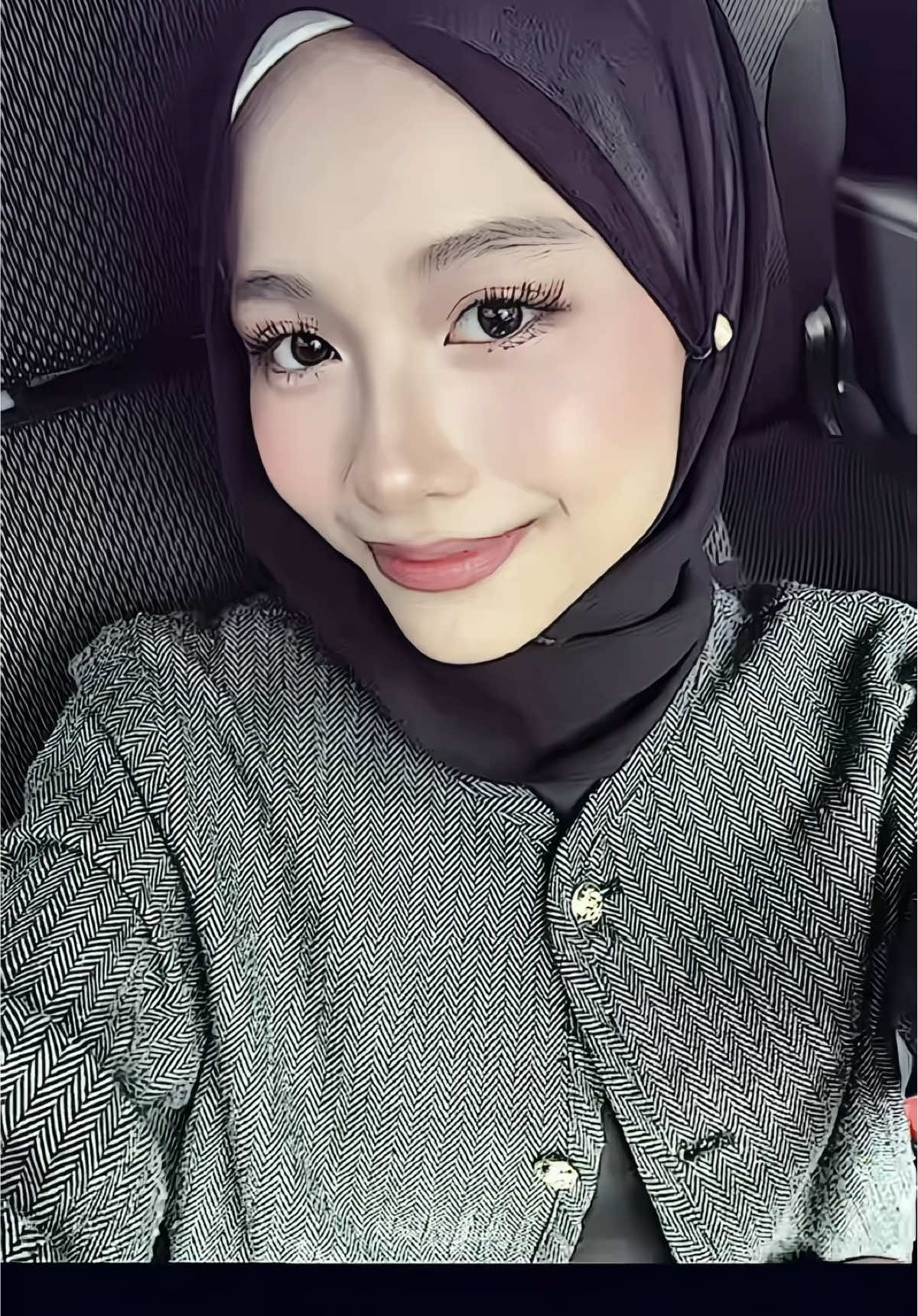 @𝐢𝐒𝐲𝐮𝐞𝐑𝐕𝐆٭