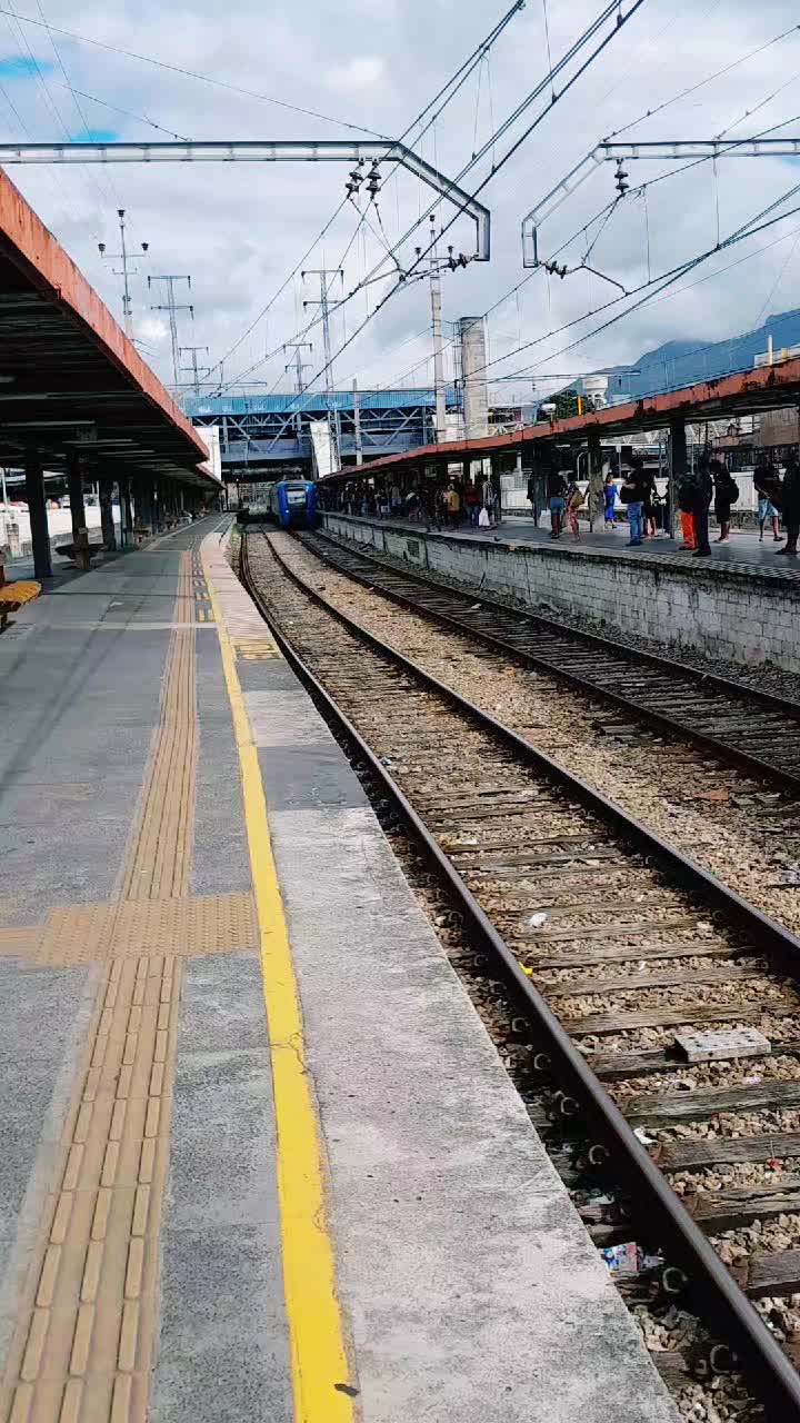 @AlexKid de Trem