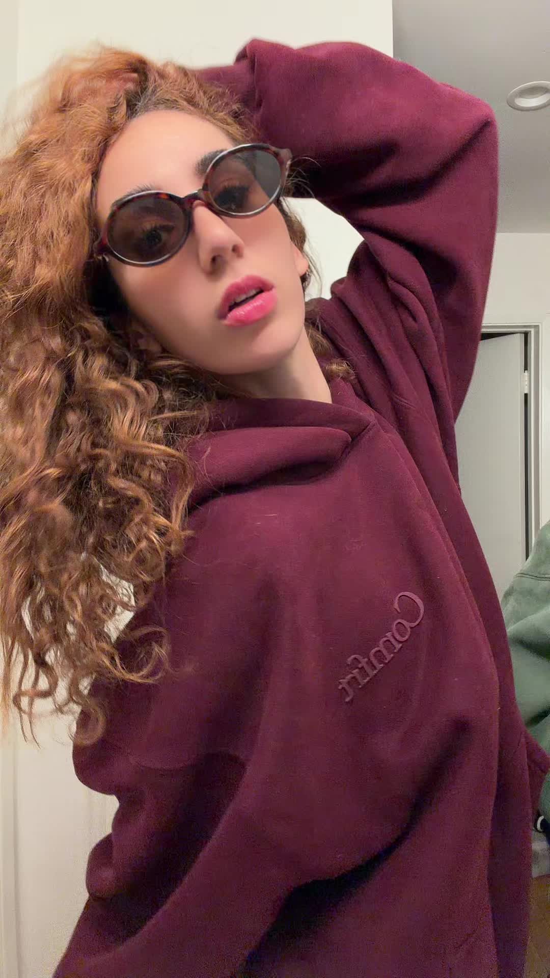 @gabyred_