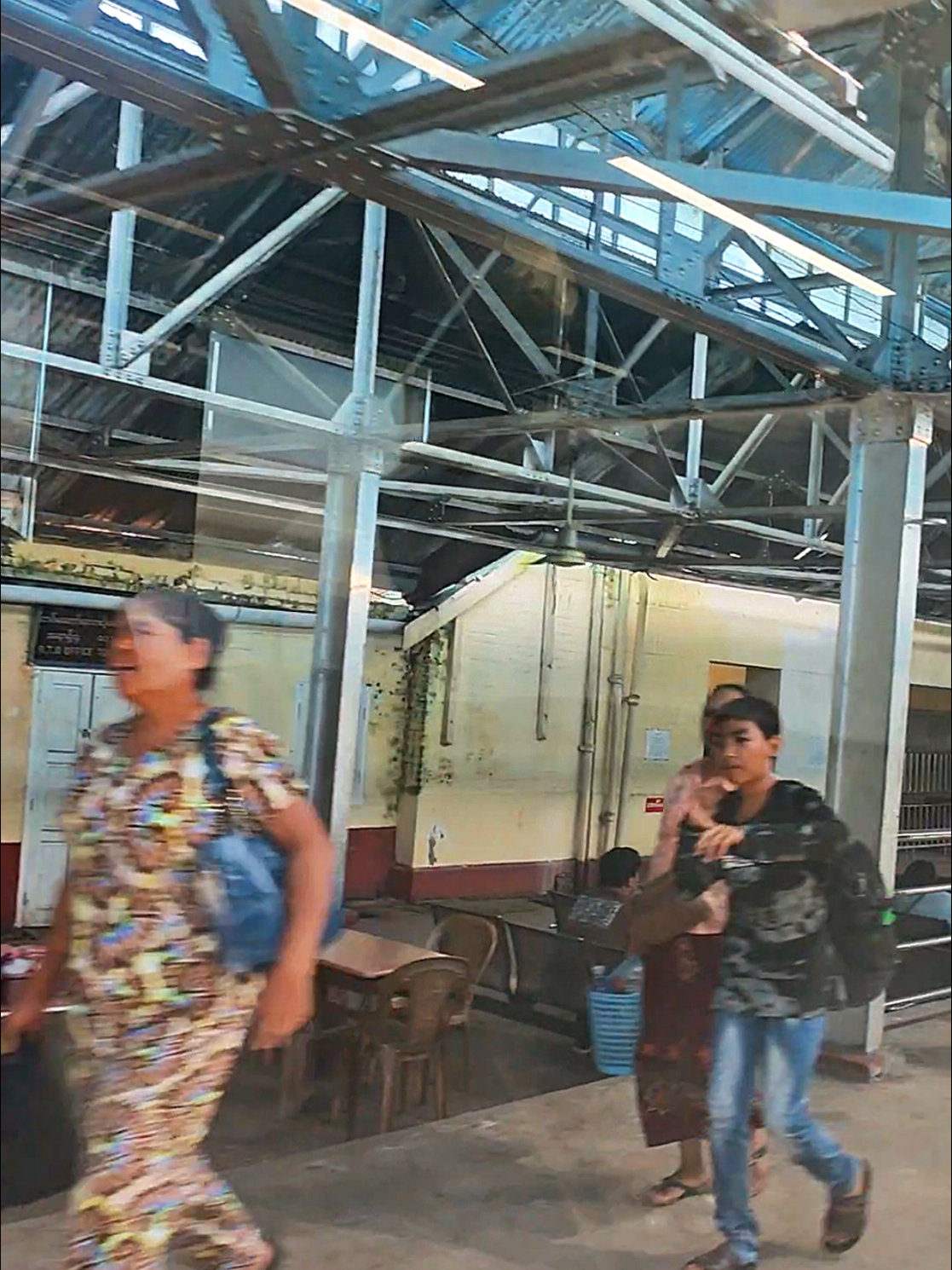 @Mandalay Traveller