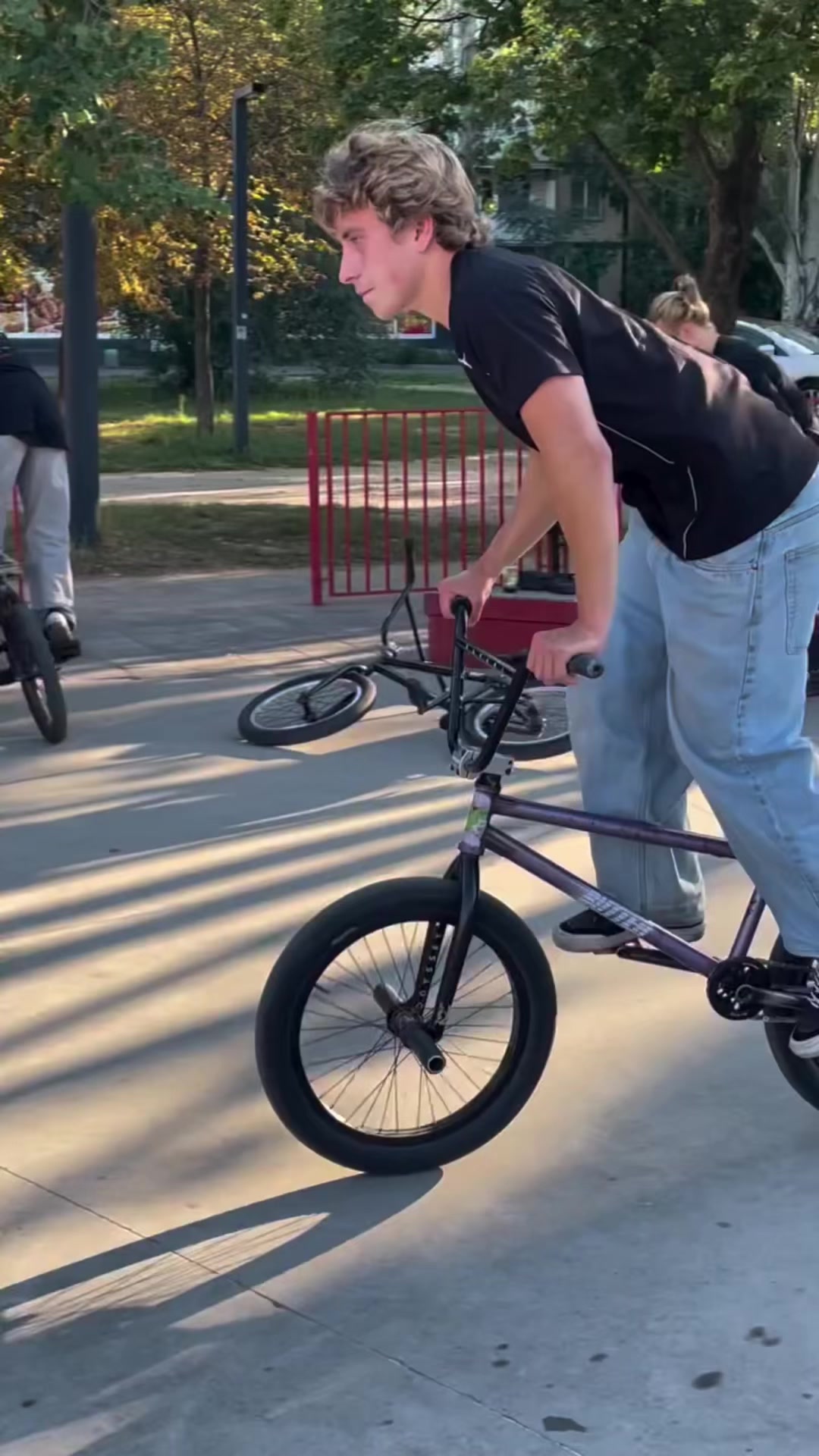 @BMX