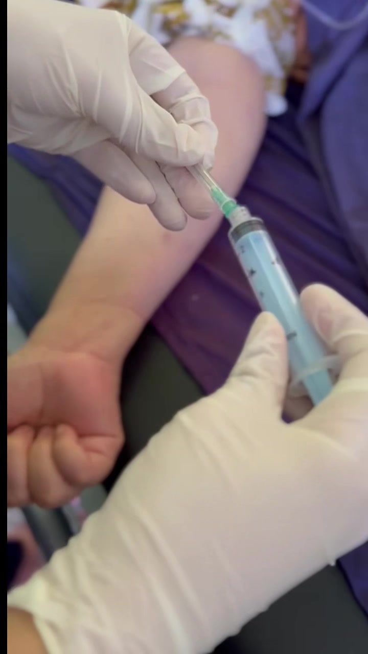 @F❤️🩹💉