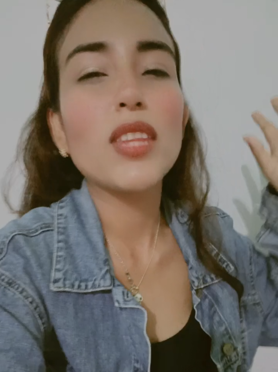 @Adriana18293