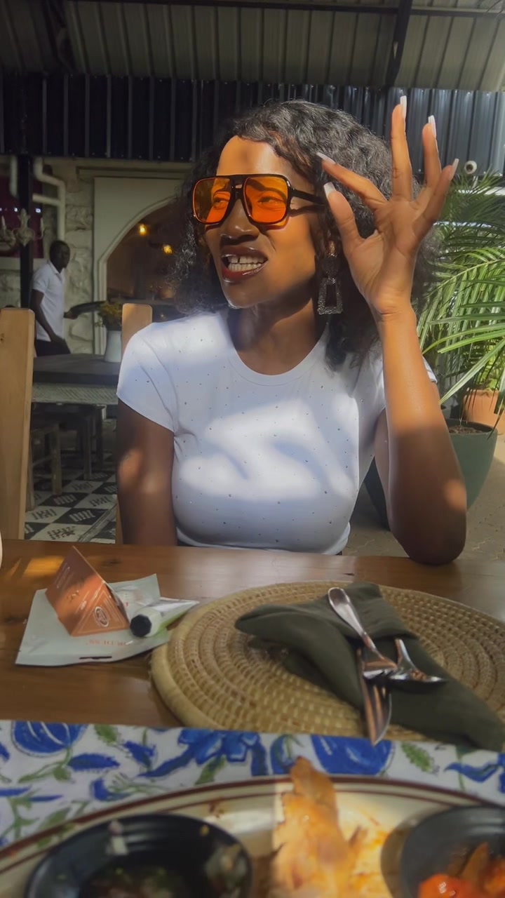 @lushvee