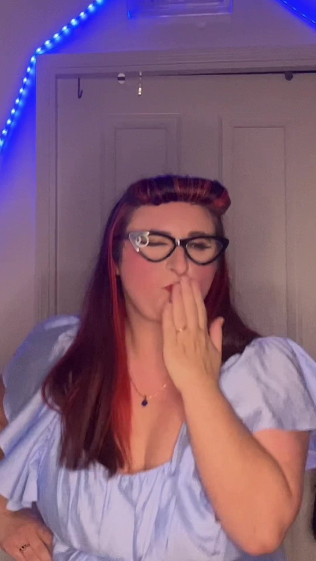 @MissBombshellBettie