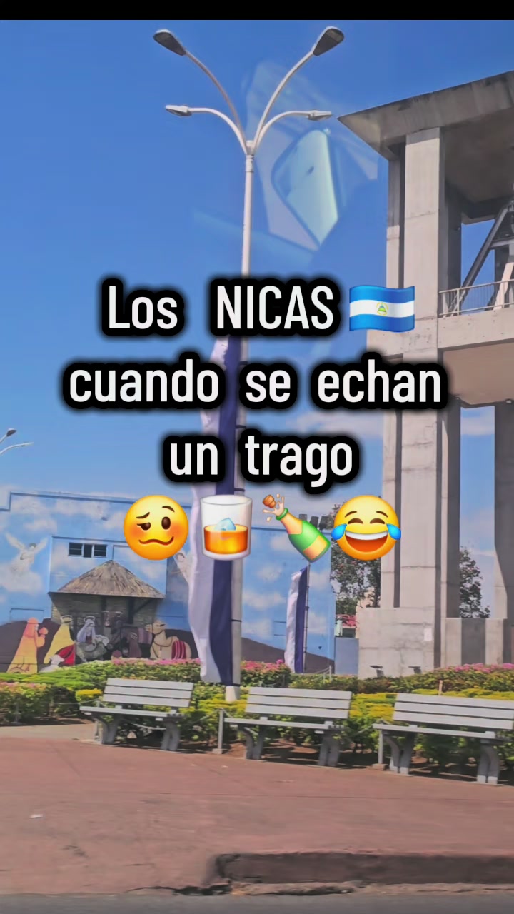 @🎀👑 Q♥U♥E♥E♥N 👑🎀