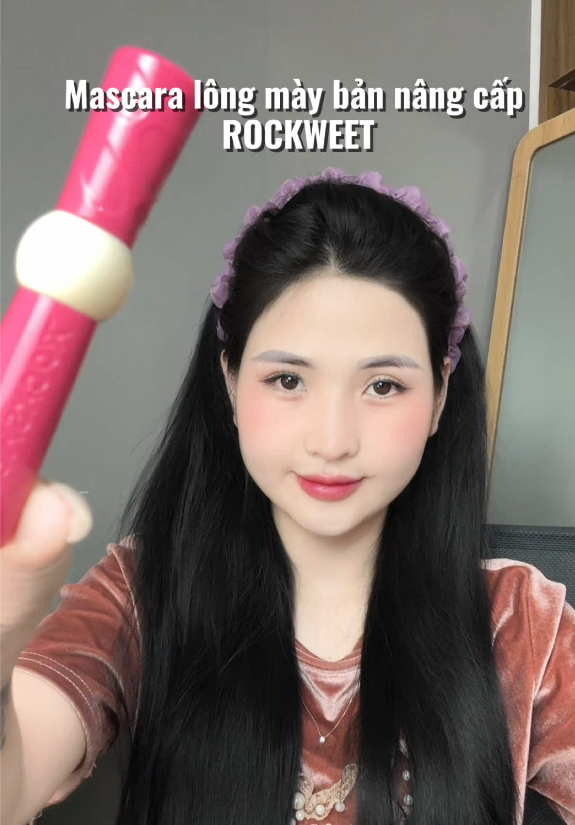 @M&Igrave;NH L&Agrave; HIỀN Đ&Acirc;Y