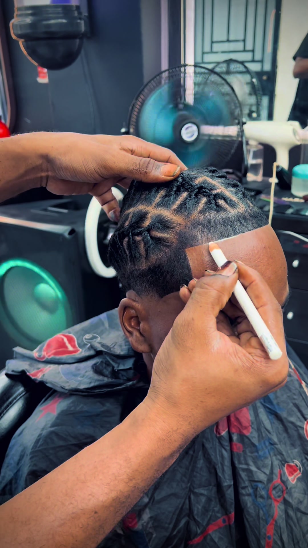 @fabricedort Barber