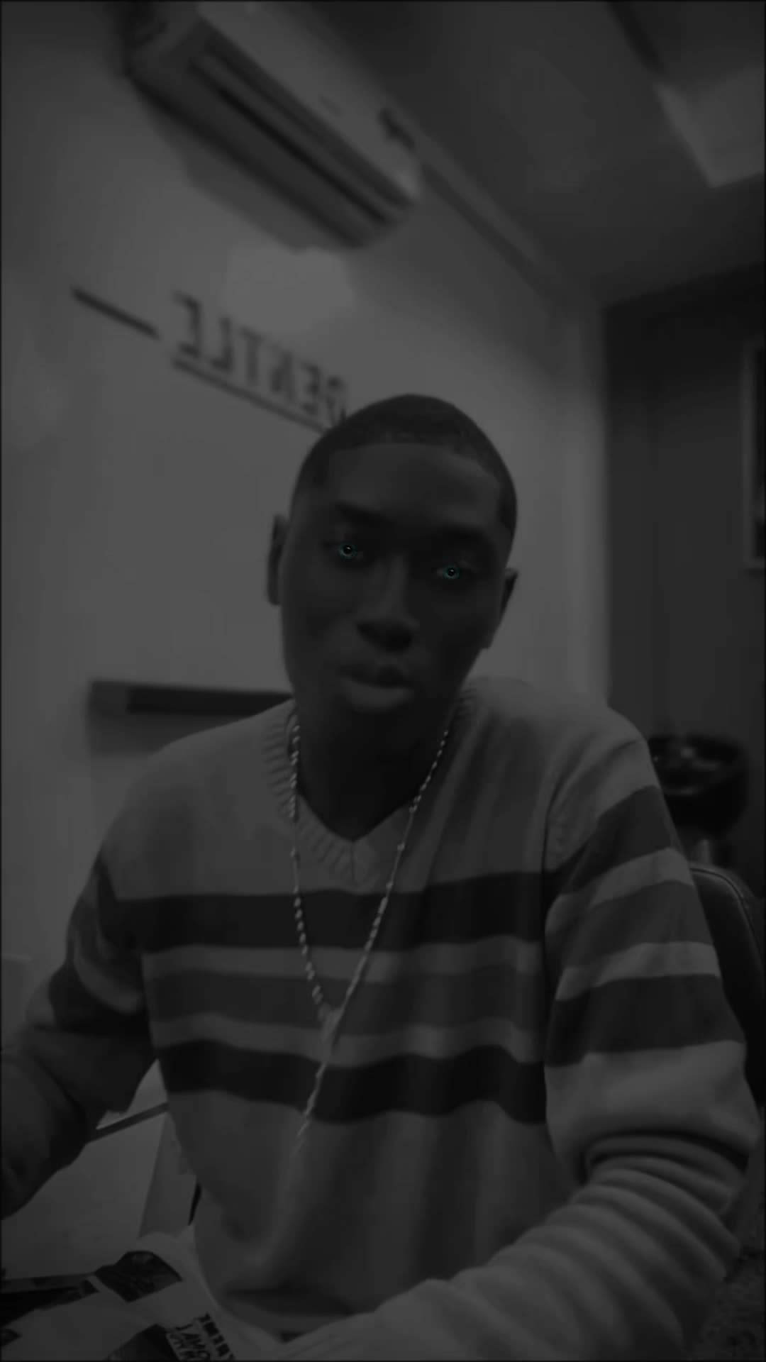 @🦅naNa yaW💙De Celebrity🗽