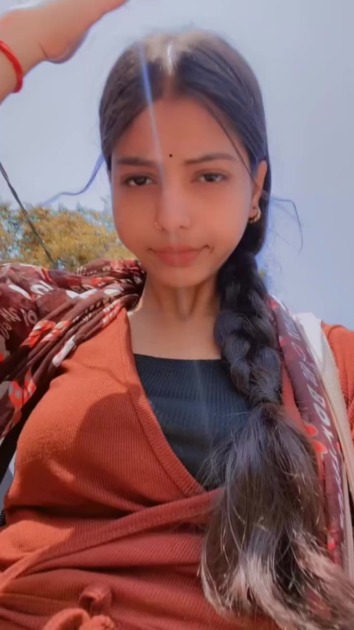@Roshni 🥀