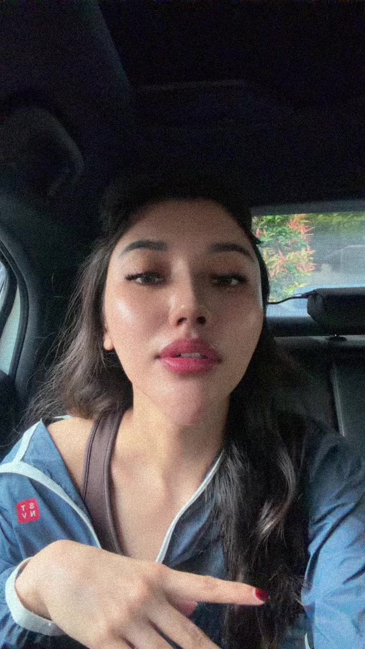 @Godissz