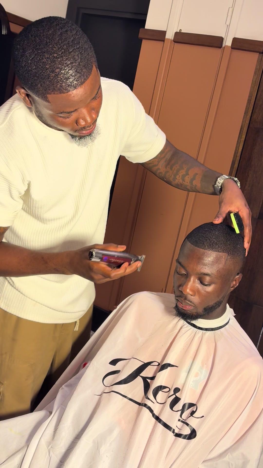 @Jean_kero_barber225