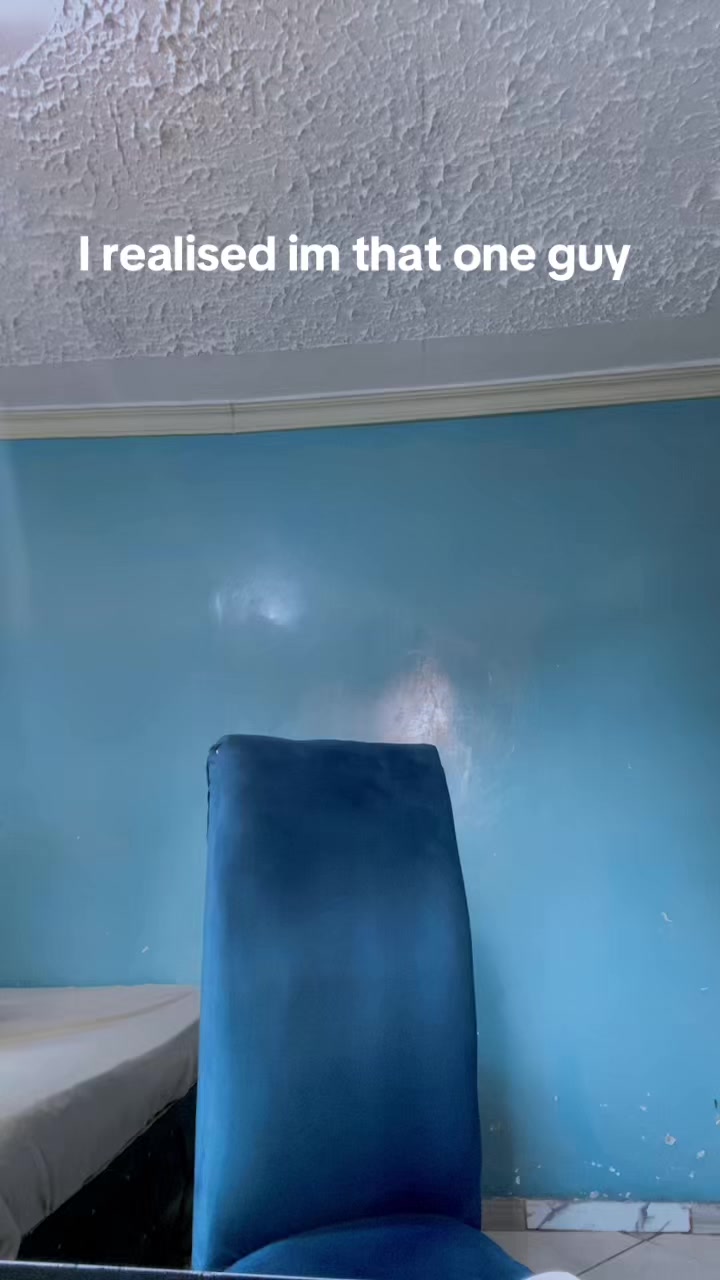 @Lyn23