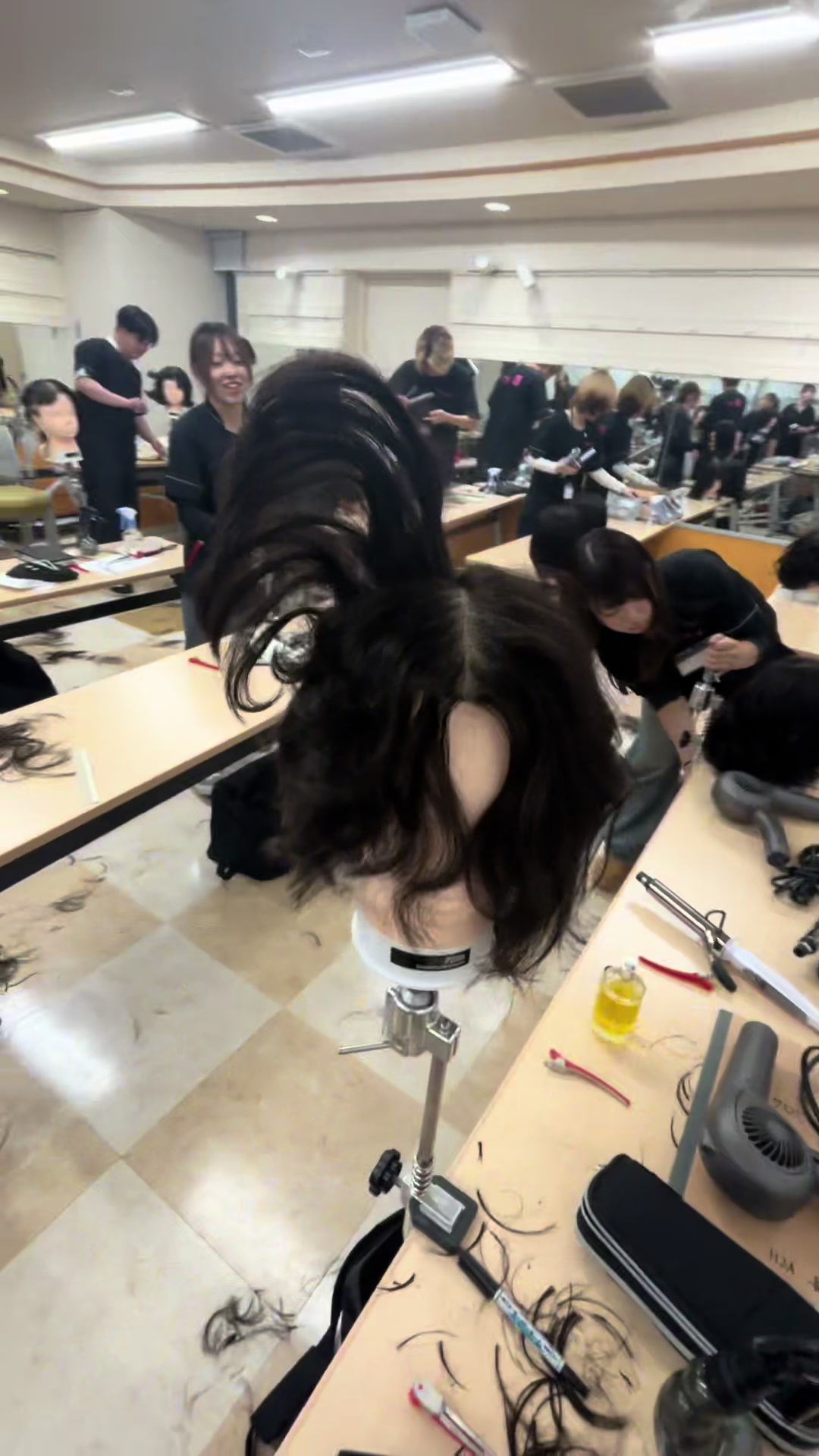 @陽貴/美容学生
