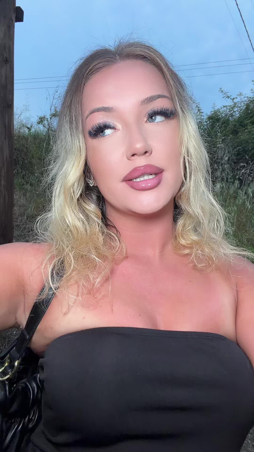 @livalyena