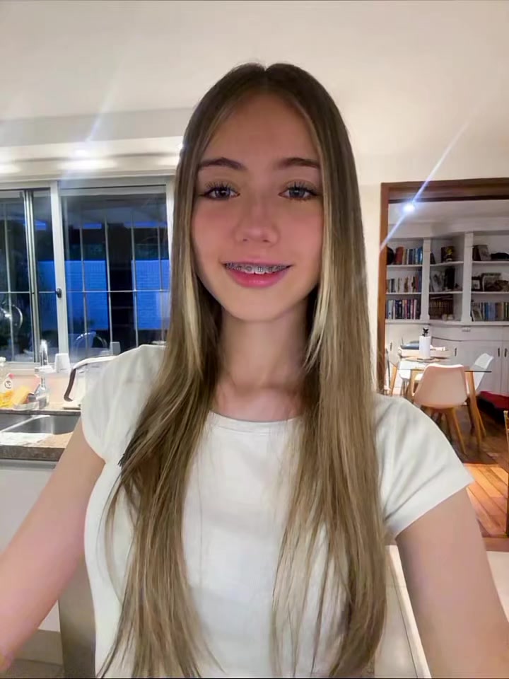 @𝓬𝓪𝓽𝓪
