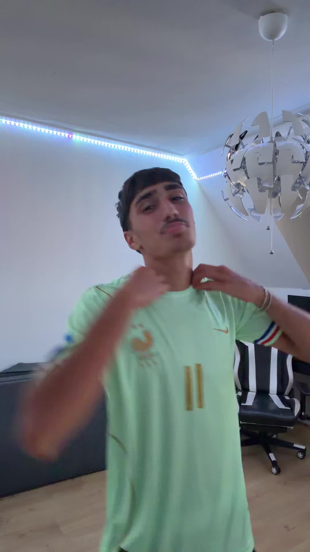 @uzzzijr2