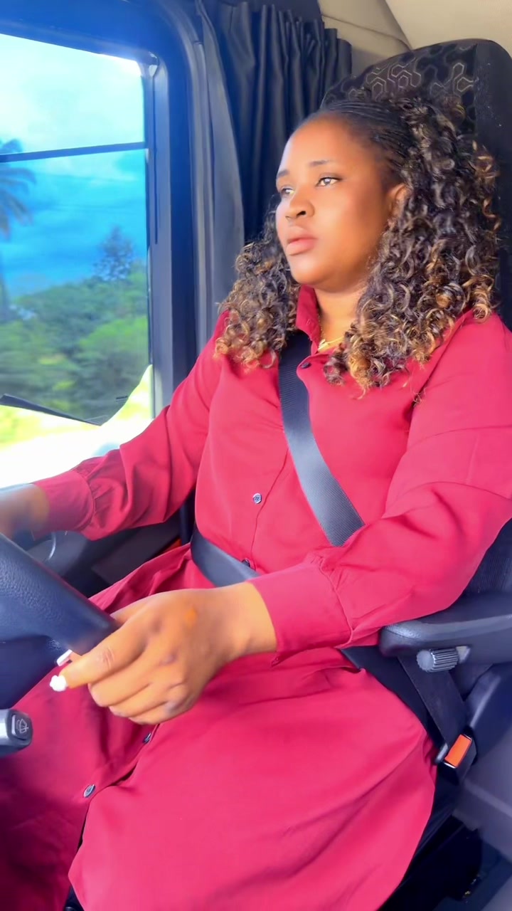 @Monica mnyantuzu