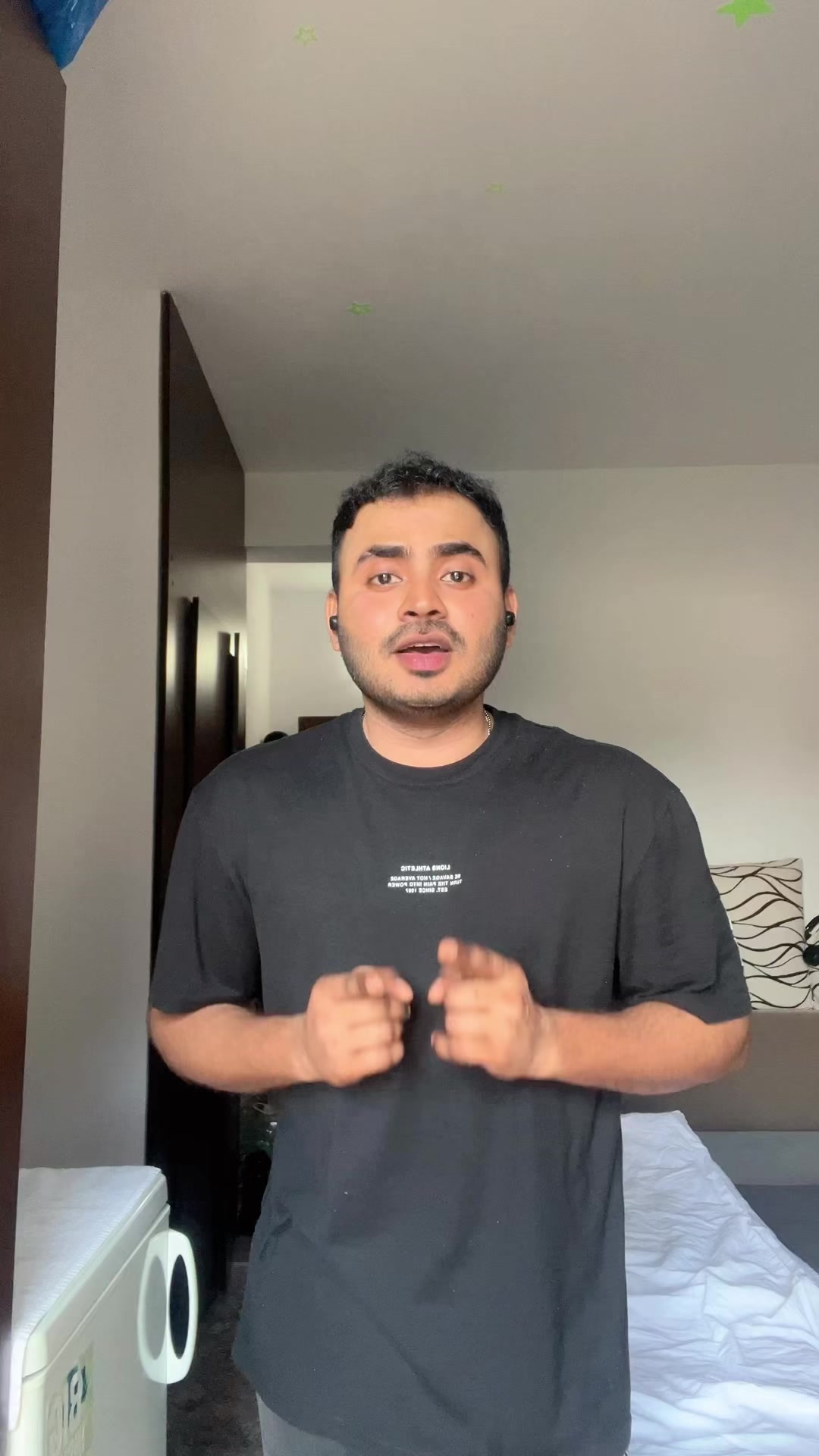 @dimpleboy(sam)🇷🇴🇮🇹🇨🇭🇫🇷