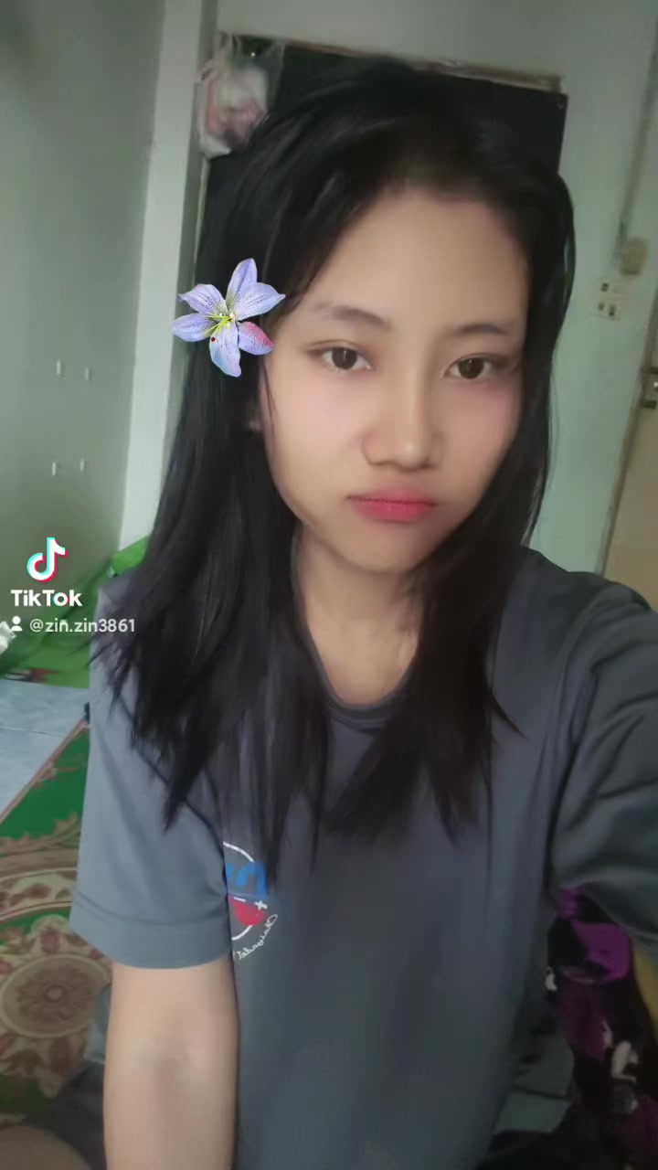 @🌼Ž&icirc;&ntilde;ž&icirc;&ntilde;🌼ဓနုဖြူသူလေးပါ🌻💚