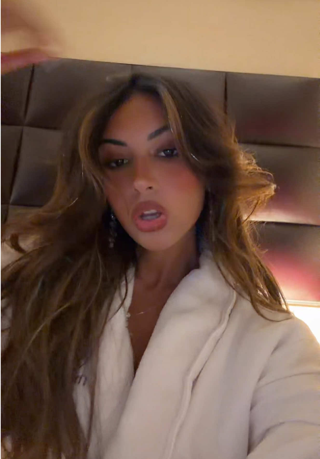 @gabriela moura