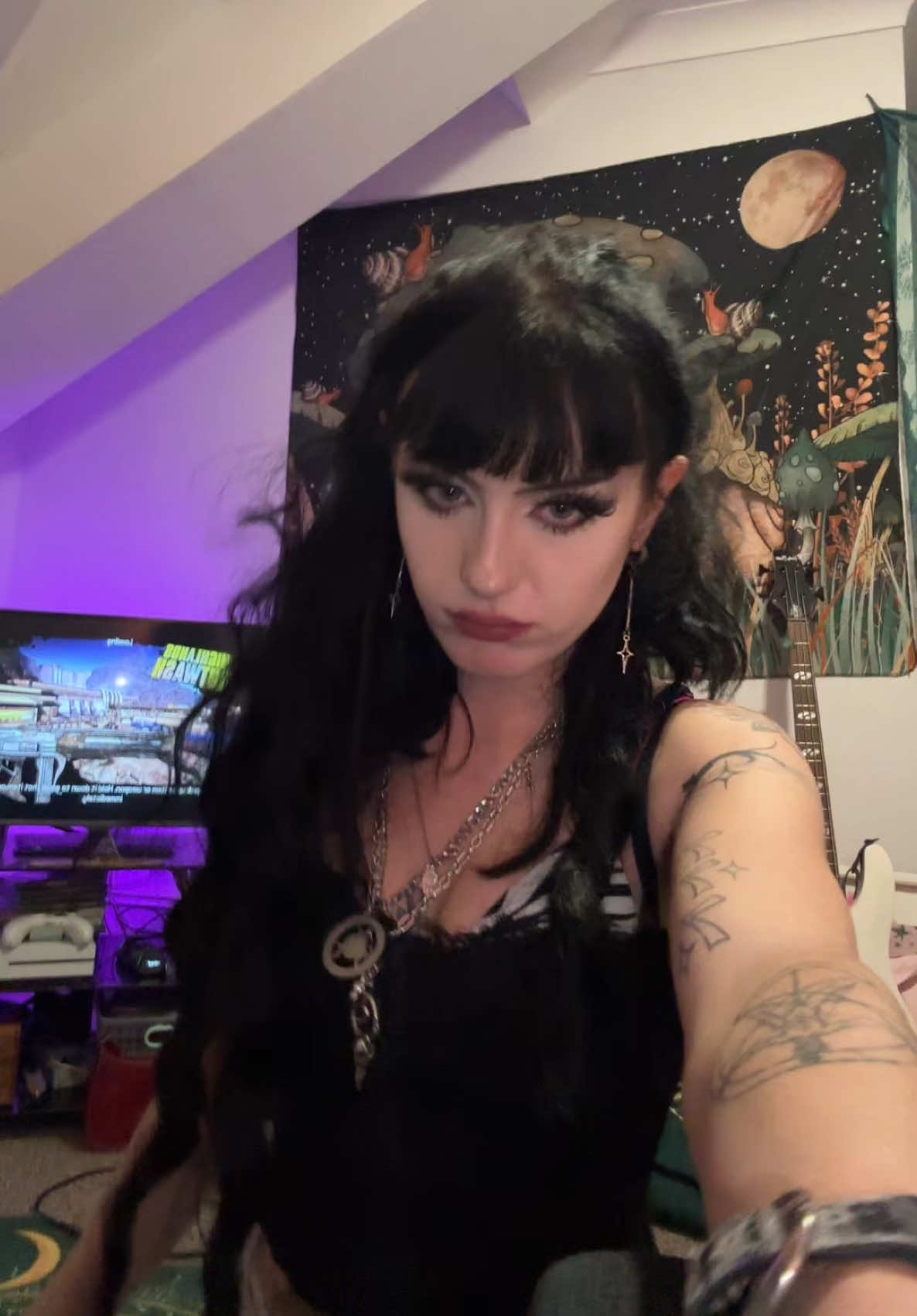 @Hallie._.alchemy