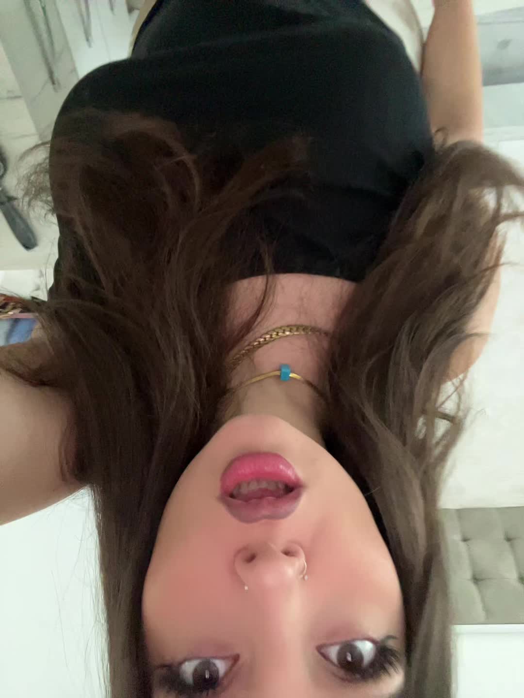 @💫