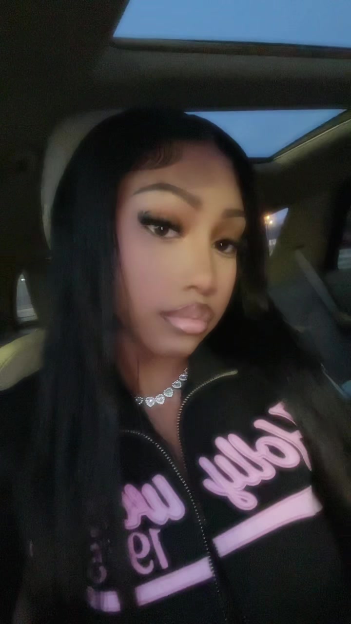 @moniqueluxxeꪆৎ